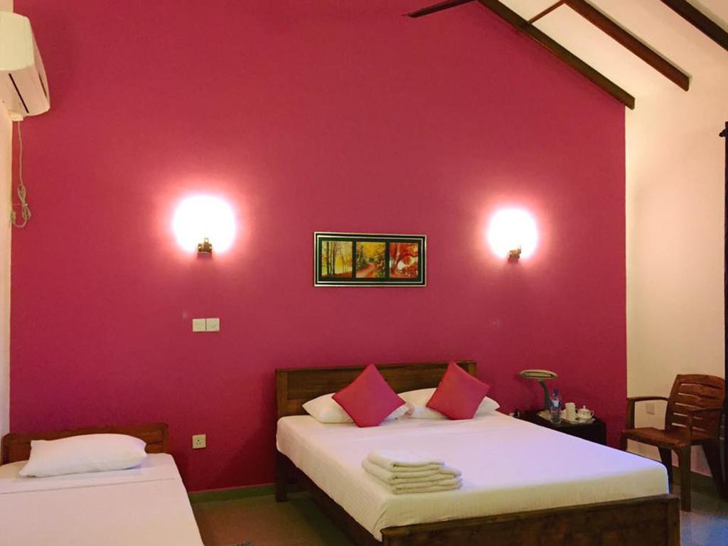 Ziegler Cottage Negombo Chambre photo
